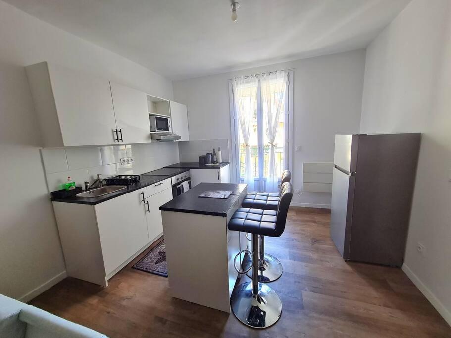 Appartement Moderne, 5 Min Du Centre Ville A Pied Béziers Exteriér fotografie